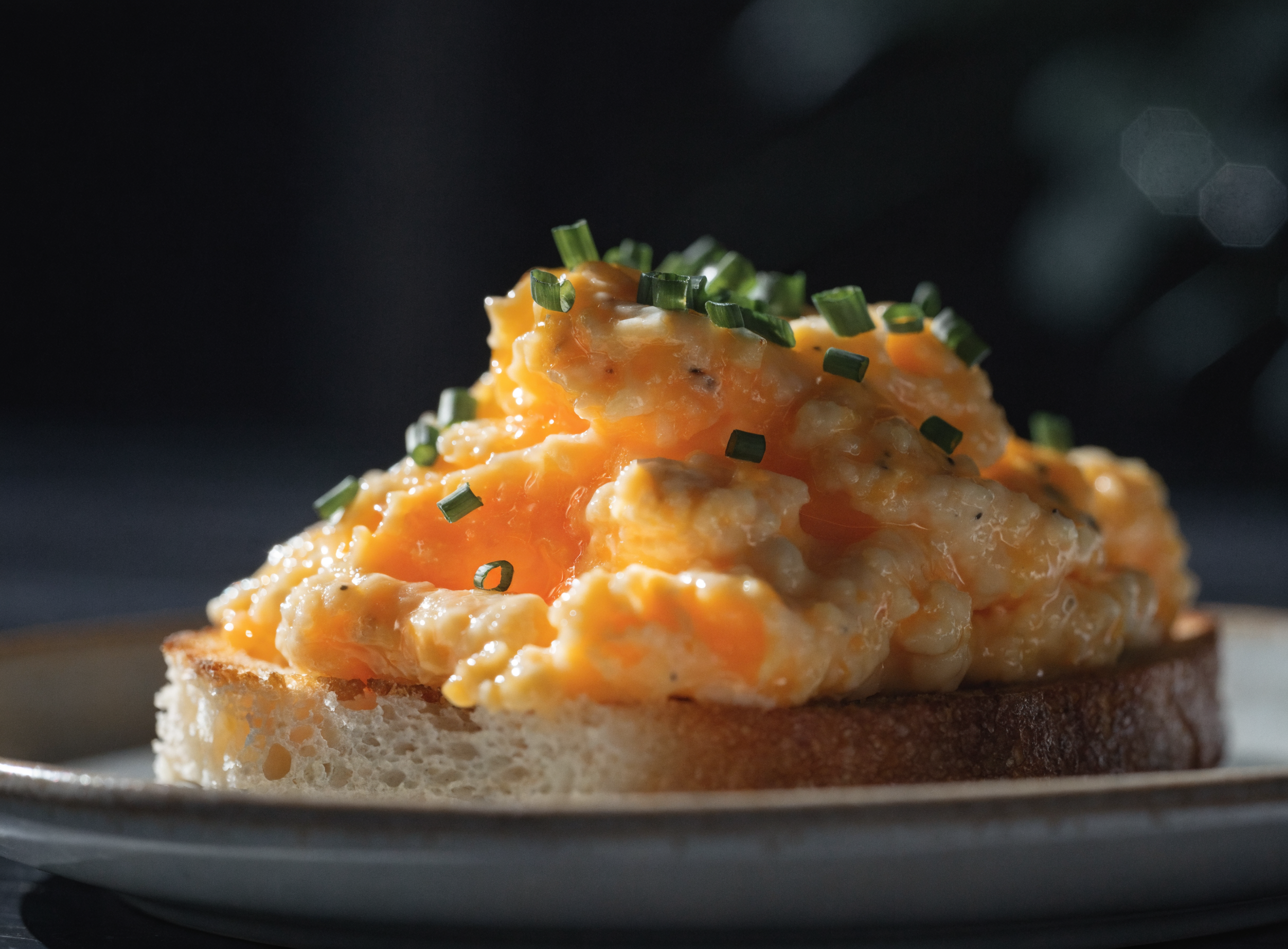 Red Dragon Manis Scrambled Eggs